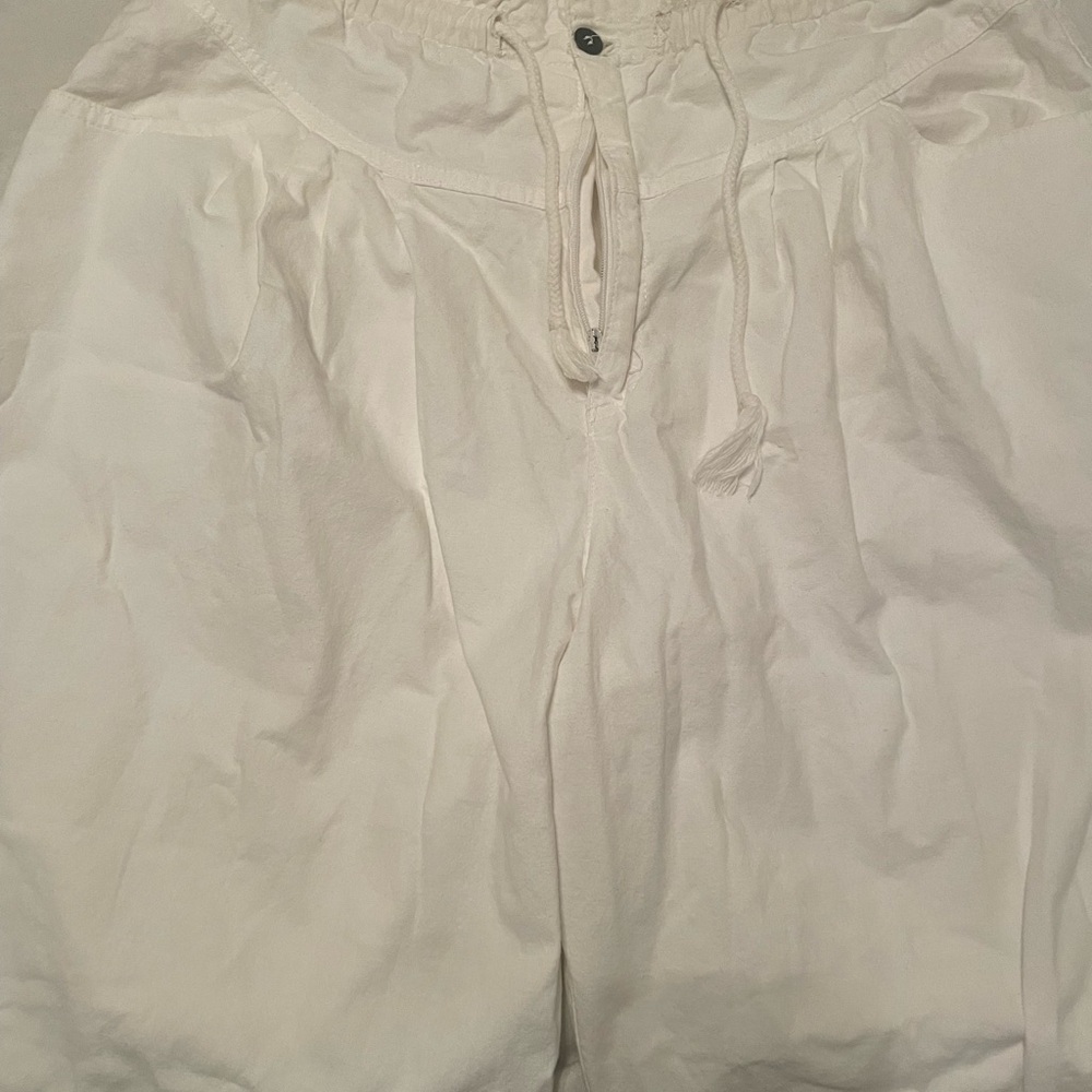 Baggy white pants they seem very comfortable